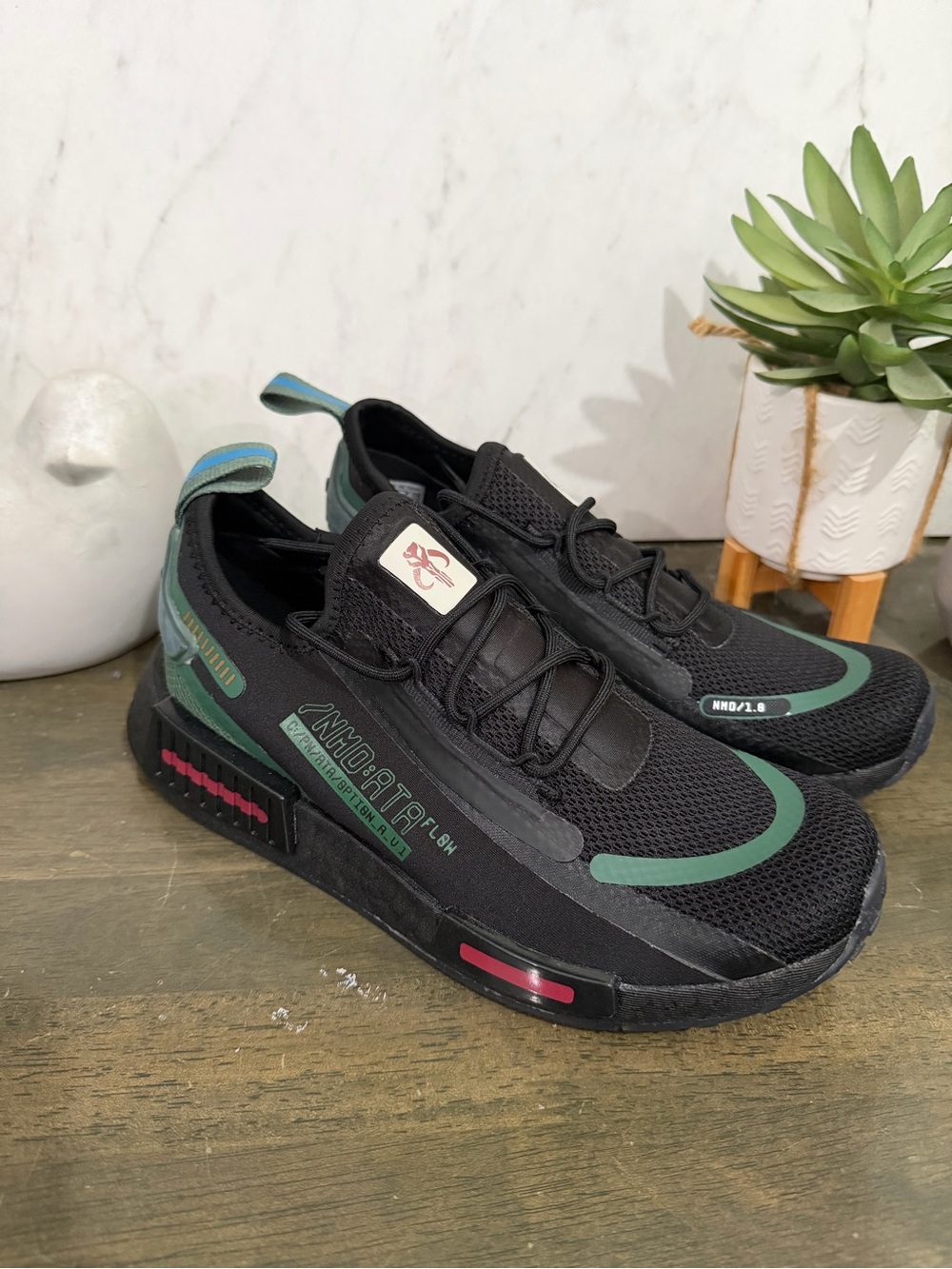 adidas x Star Wars Boba Fett NMD R1 - Picture 9 of 12